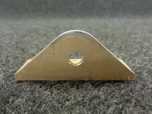 10547-001 Cirrus SR22 Fitting Lap Belt